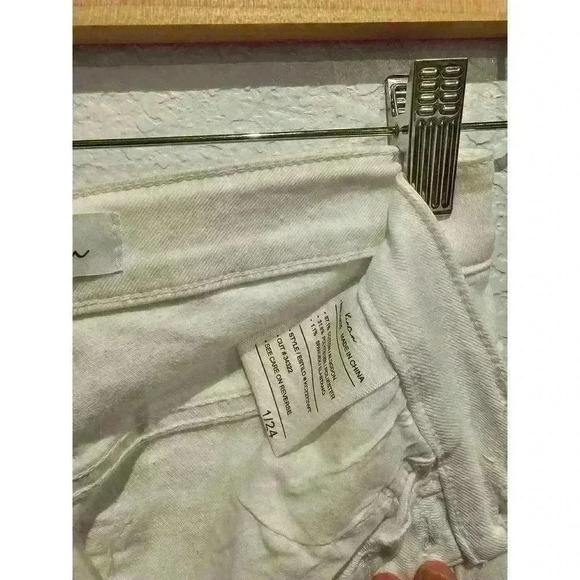 Kancan White 1/24 High-rise Buttonfly - Picture 1 of 4